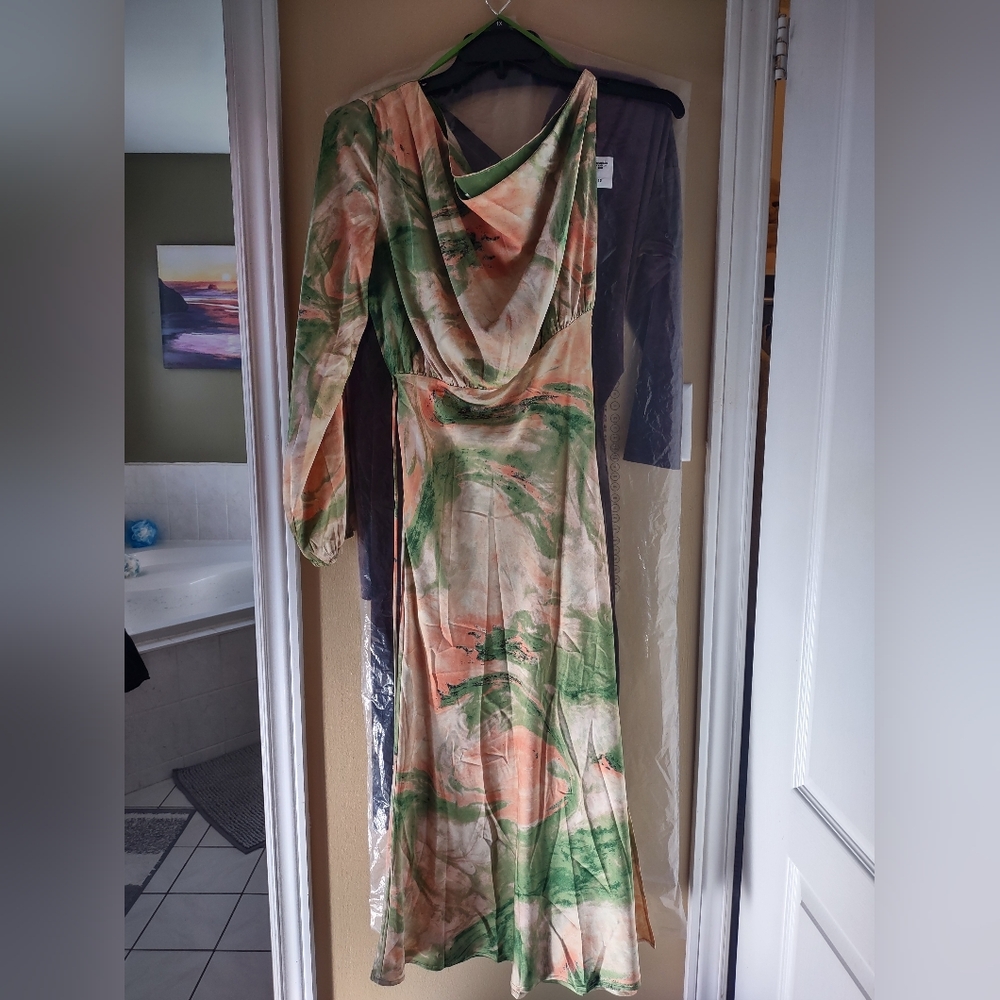 Chic Long Sleeve Dress in Green and Orange
